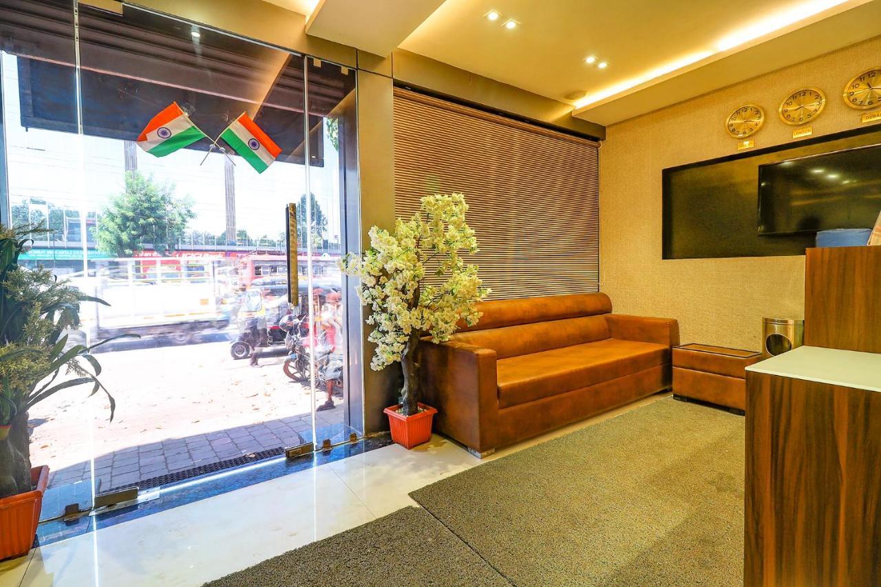 Fabhotel Grand Heritage - Nr Bkc 뭄바이 외부 사진